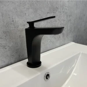 Смеситель для раковины Comforty FC088A-CMT Черный матовый Смеситель для раковины Comforty FC088A-CMT Черный матовый